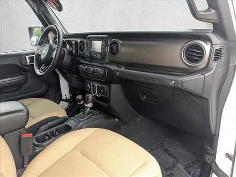 Used 2019 Jeep Wrangler Unlimited Sport S image 19