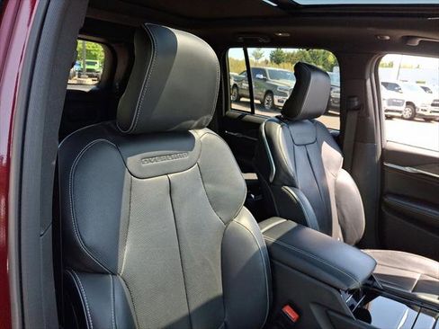 Certified 2024 Jeep Grand Cherokee Overland w/ Advanced Protech Group III AWD/4WD image 13