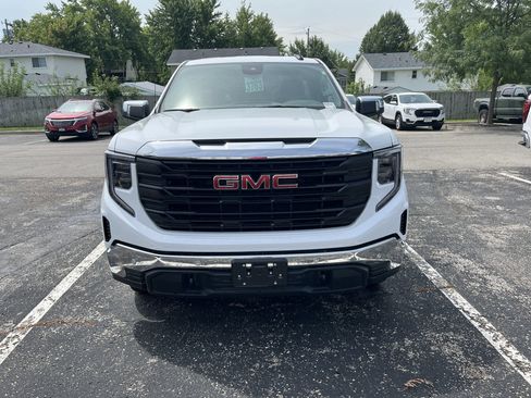 Used 2024 GMC Sierra 1500 Pro w/ Pro Value Package AWD/4WD image 11