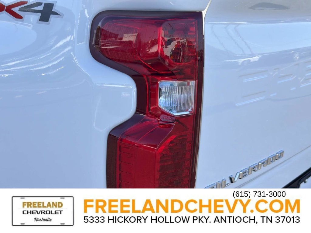 Used 2025 Chevrolet Silverado 2500 LT w/ Safety Package AWD/4WD image 10
