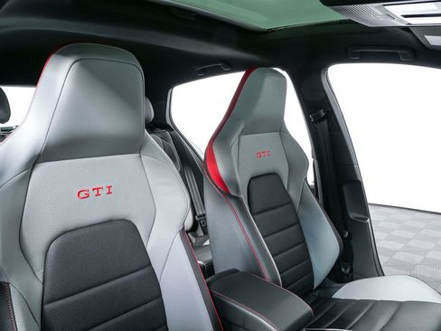 Used 2025 Volkswagen GTI Autobahn FWD image 23