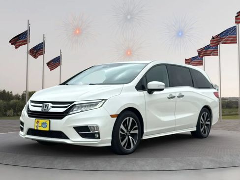 Used 2018 Honda Odyssey Elite image 7