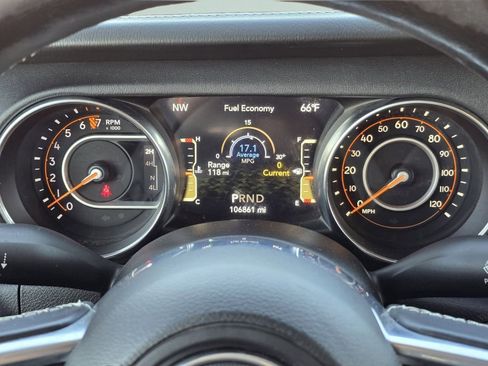 Used 2020 Jeep Gladiator Overland AWD/4WD image 12