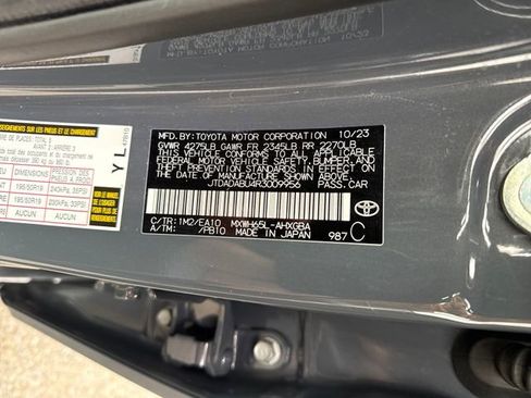 Used 2024 Toyota Prius XLE image 19