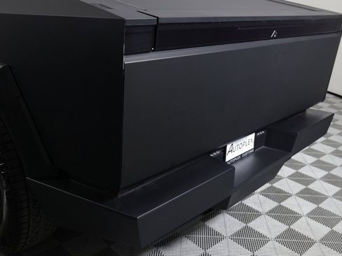 Used 2025 Tesla Cybertruck AWD Crew Cab image 51