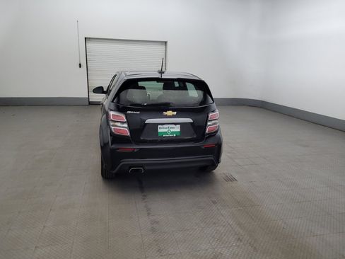 Used 2019 Chevrolet Sonic LT FWD image 6