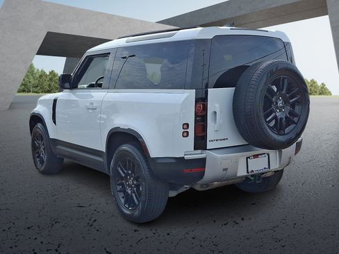 Used 2024 Land Rover Defender 90 S image 4