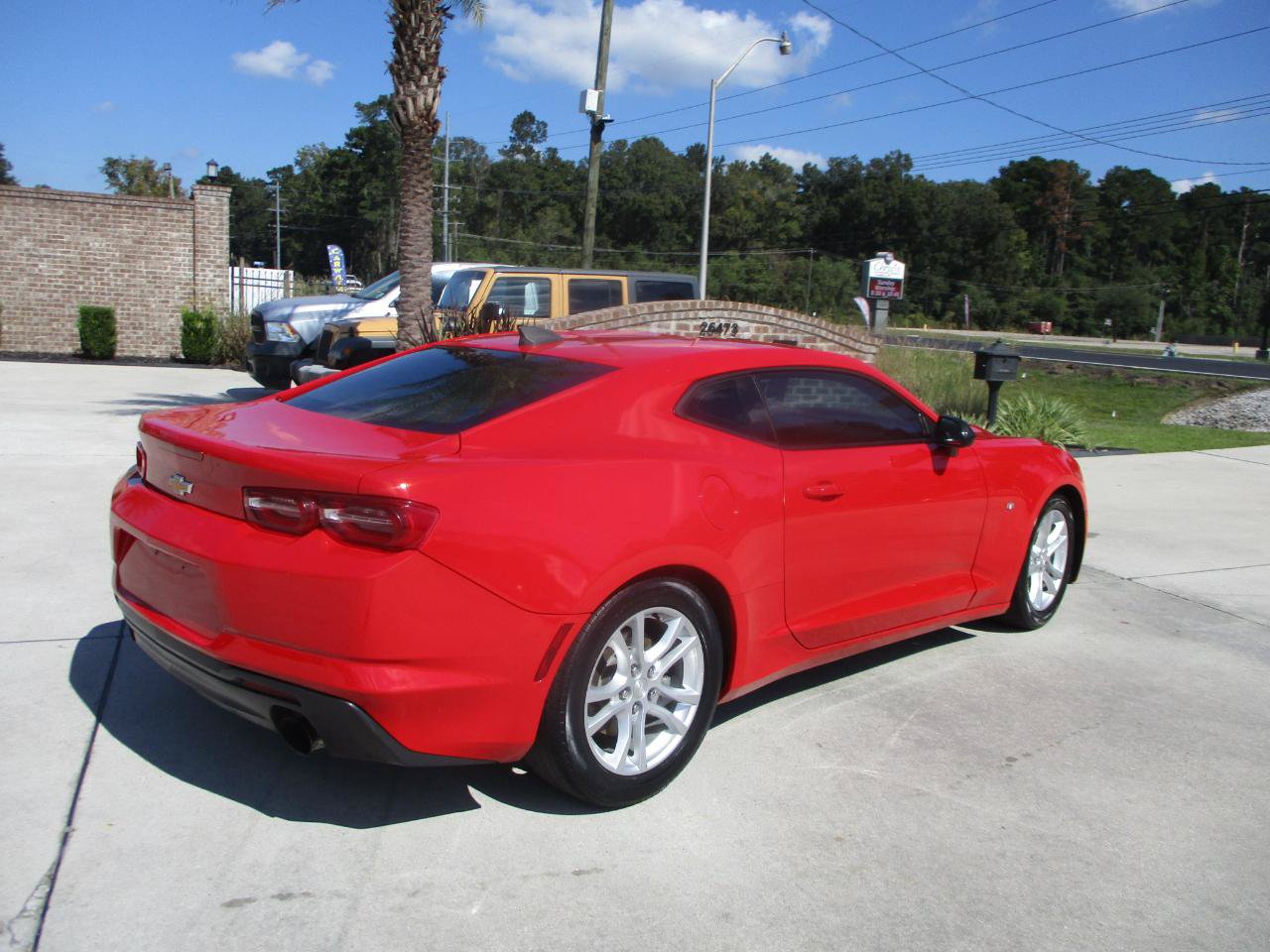 Used 2020 Chevrolet Camaro LS RWD image 4