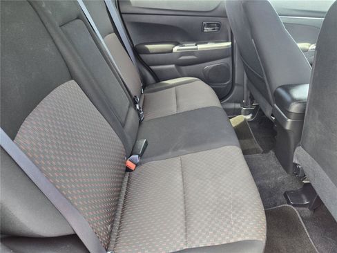 Used 2018 Mitsubishi Outlander Sport ES FWD image 28