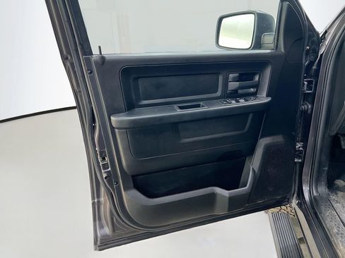 Used 2019 RAM 1500 Express w/ Express Value Package image 16