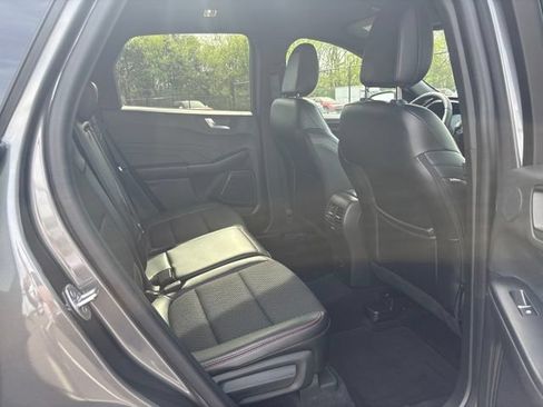 Certified 2023 Ford Escape ST-Line Select w/ Tech Pack #2 AWD/4WD image 11