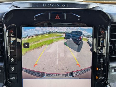 Used 2022 RAM 1500 Limited w/ Body Color Bumper Group image 19