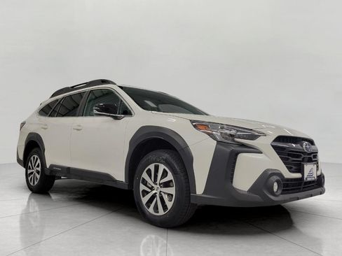 Used 2025 Subaru Outback Premium AWD/4WD image 29