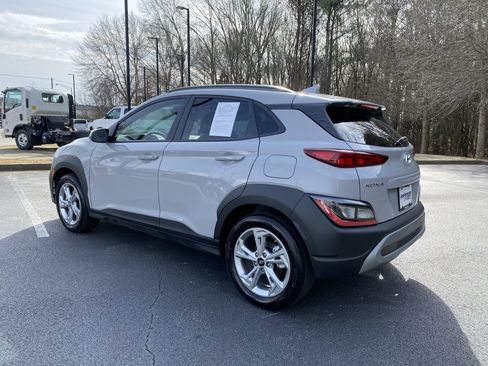 Used 2023 Hyundai Kona SEL w/ Convenience Package image 7