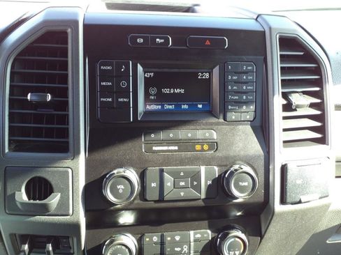 Used 2019 Ford F550 4x4 SuperCab Super Duty image 20