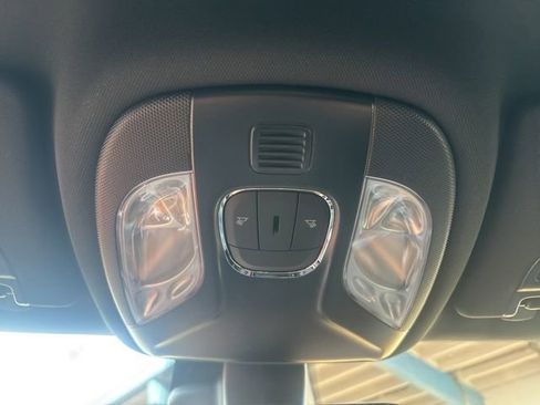 New 2026 Jeep Compass Latitude image 31