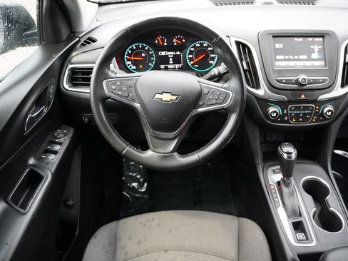 Used 2018 Chevrolet Equinox LT AWD/4WD image 19