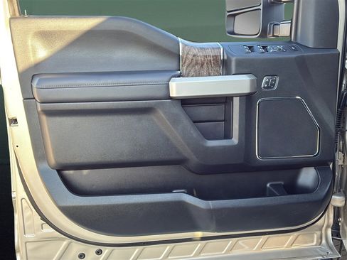 Used 2017 Ford F350 Lariat w/ Lariat Value Package image 22