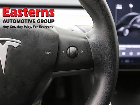 Used 2020 Tesla Model 3 Long Range image 16