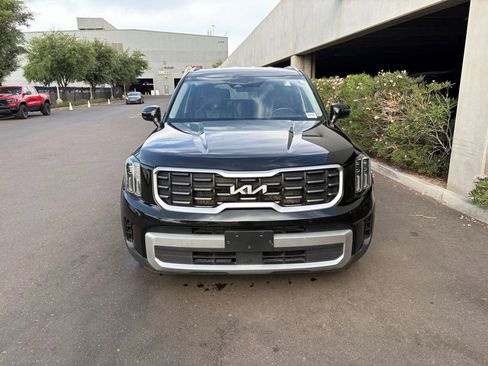 Used 2023 Kia Telluride S image 5