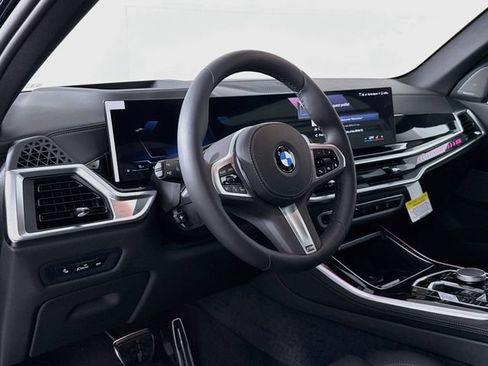 New 2026 BMW X5 xDrive40i w/ M Sport Package AWD/4WD image 9