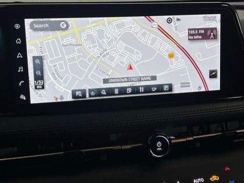 Used 2023 Nissan Ariya AWD image 21