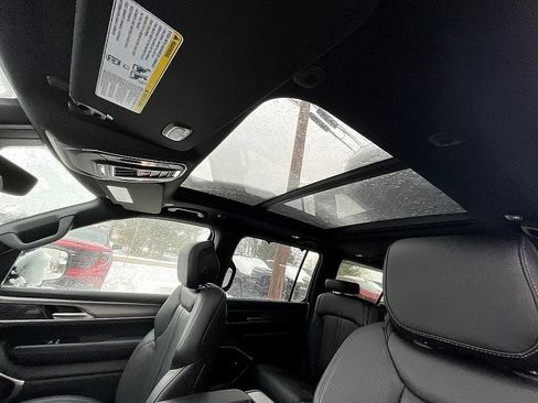 New 2026 Jeep Grand Wagoneer L Limited image 28