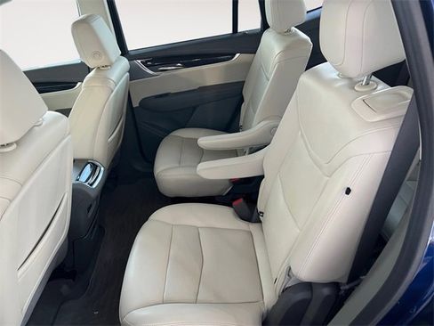 Certified 2023 Cadillac XT6 Premium Luxury image 11