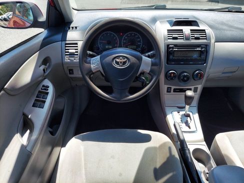 Used 2012 Toyota Corolla LE FWD image 10