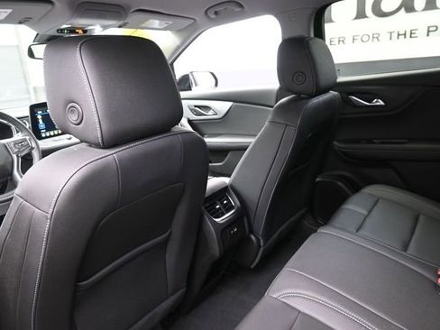Used 2024 Chevrolet Blazer LT w/ LPO, Black Grille Bar Package image 23