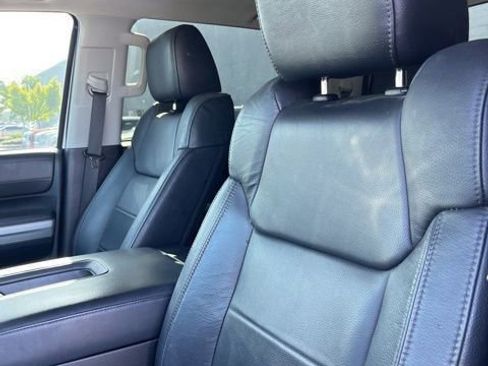 Used 2016 Toyota Tundra Limited w/ Limited Premium Package AWD/4WD image 12