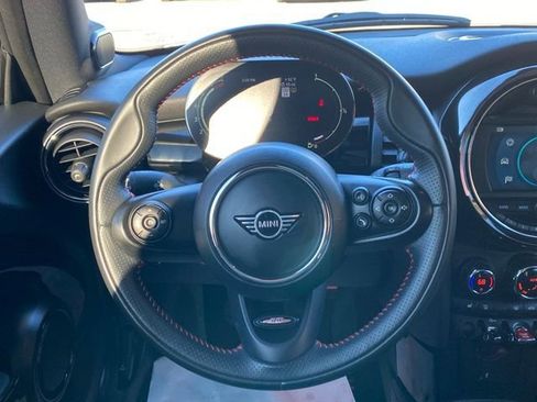 Used 2021 MINI Cooper S w/ Premium Package image 39