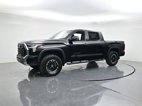 Used 2022 Toyota Tundra SR5 w/ TRD Off-Road Package AWD/4WD image 5
