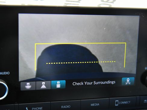 Used 2025 Honda Civic Sport image 19
