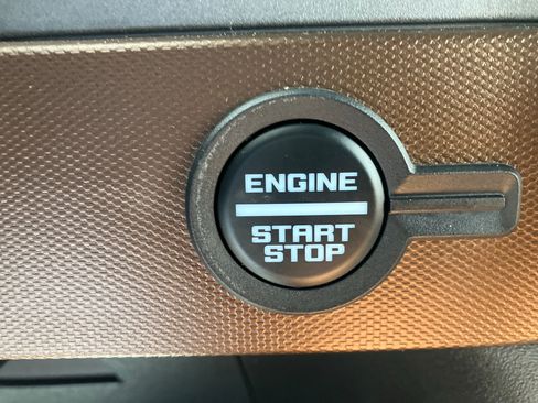 Certified 2023 Ford Bronco Outer Banks AWD/4WD image 31