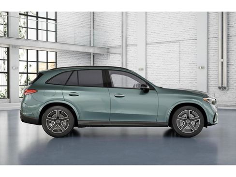New 2026 Mercedes-Benz GLC 300 4MATIC image 2
