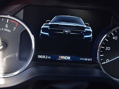 Certified 2024 Ford Expedition Limited image 8