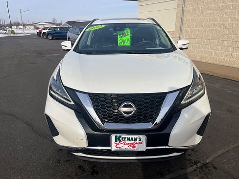 Used 2023 Nissan Murano SV image 3