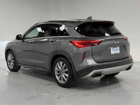 Used 2019 INFINITI QX50 Essential w/ Premium Heat Package image 3