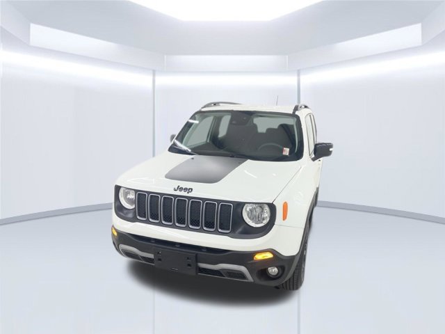 Used 2023 Jeep Renegade Latitude AWD/4WD image 2