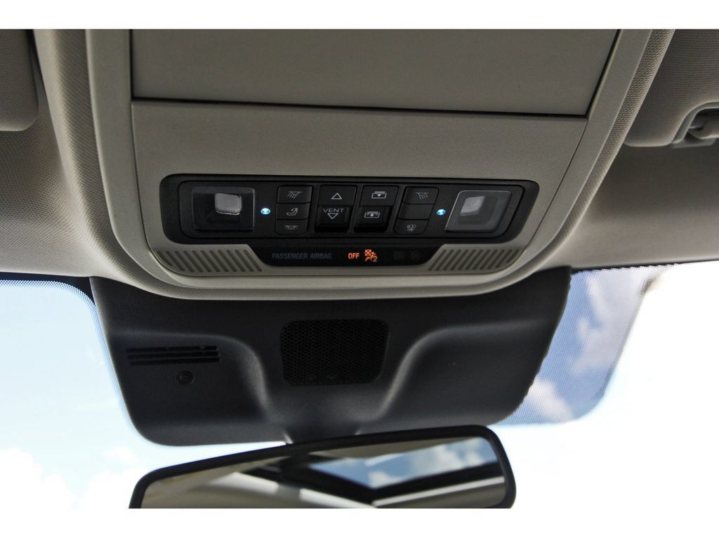 Used 2025 Ford Expedition Platinum AWD/4WD image 27