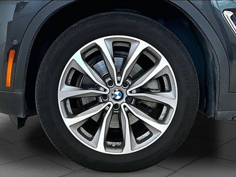 Used 2019 BMW X3 xDrive30i w/ Executive Package AWD/4WD image 10