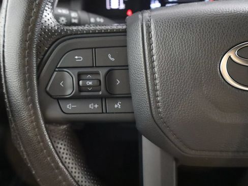 Used 2025 Toyota Tacoma SR5 RWD image 19