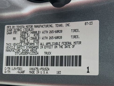 Used 2023 Toyota Tundra SR5 w/ SR5 Convenience Package AWD/4WD image 27