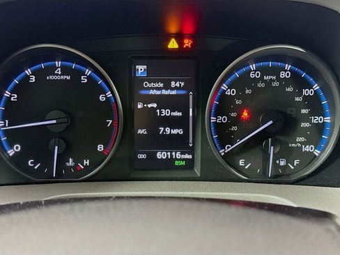 Used 2018 Toyota RAV4 XLE image 31