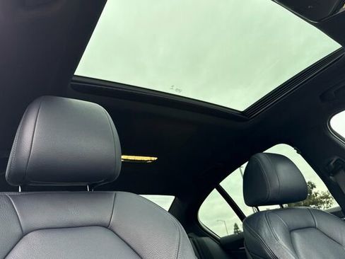 Used 2018 BMW 540i image 16