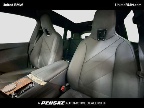 Used 2024 BMW iX M60 image 5