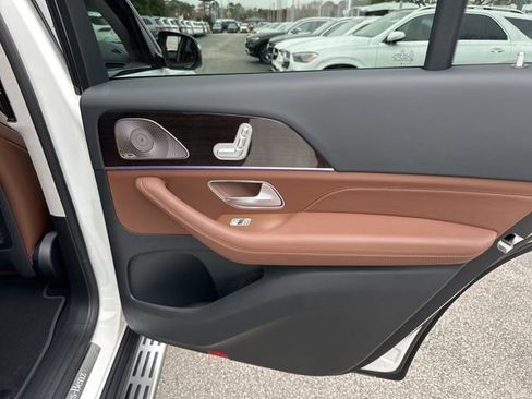 New 2026 Mercedes-Benz GLS 450 4MATIC image 34