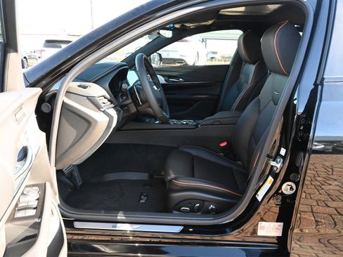 New 2026 Cadillac CT4 V image 18