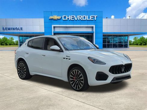 Used 2023 Maserati Grecale Modena AWD/4WD image 1